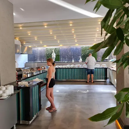 Flower Resort 3*