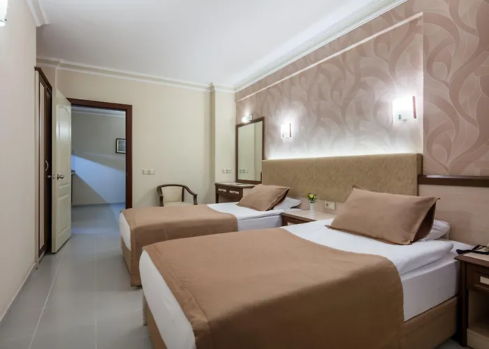 Semesteranläggning (resort) Flower 3*